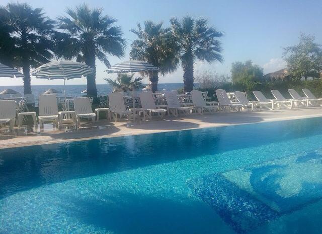 غوزيلْتْشاملِ Art Beach Hotel المظهر الخارجي الصورة