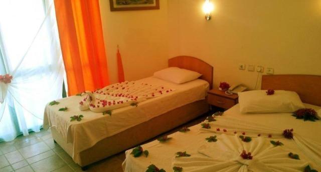 غوزيلْتْشاملِ Art Beach Hotel المظهر الخارجي الصورة